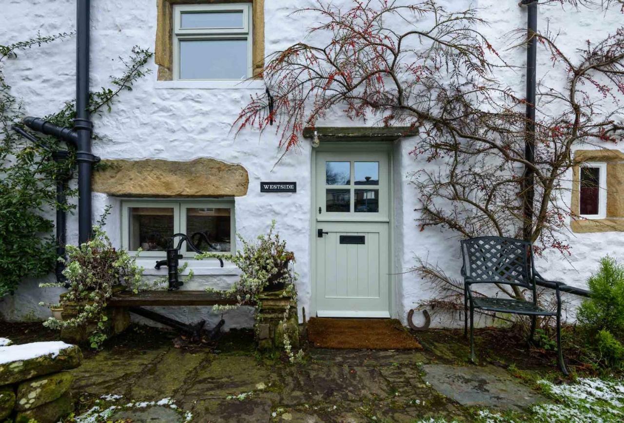 Westside Cottage: Yorkshire Dales Pet-Friendly Retreat Newby  Exterior photo